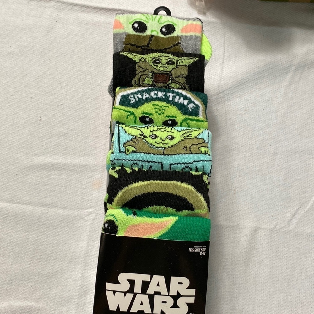 6 Pair Casual Crew Star Wars Socks shoe size 8-12 ( BK)